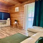Drewniany Zakatek - Z Sauna I Balia 빌라