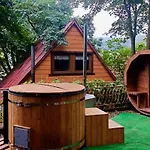 Drewniany Zakatek - Z Sauna I Balia Villa